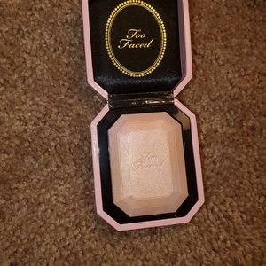 Too Faced Fancy Pink Diamond